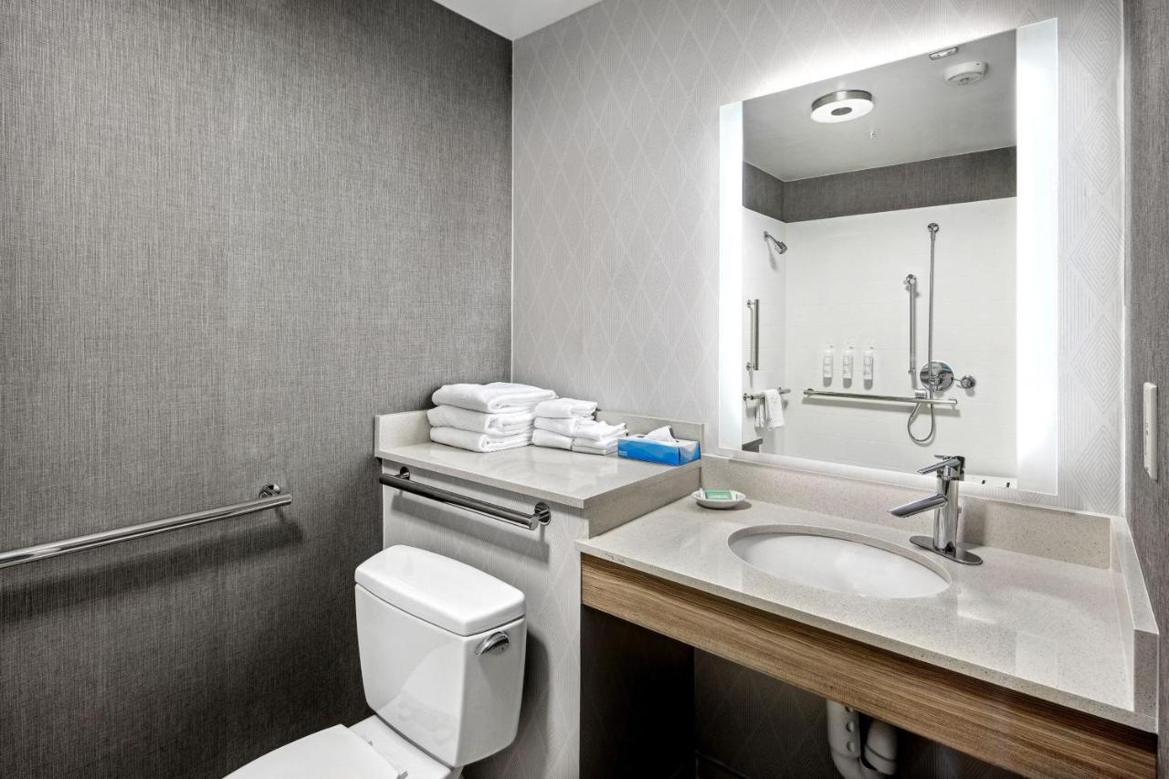 Springhill Suites Anchorage Midtown Экстерьер фото